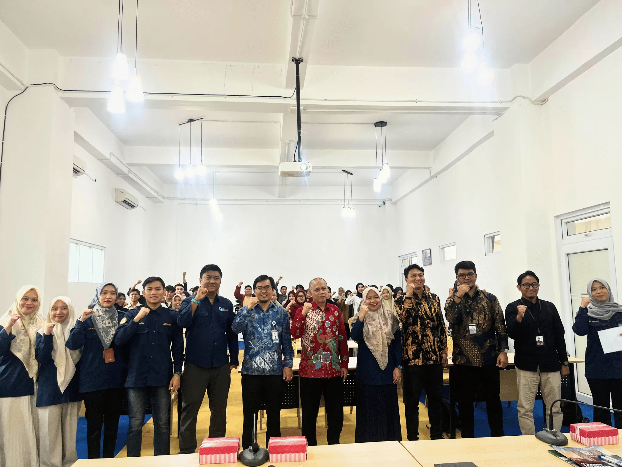 Pelatihan Digital Entrepreneurship Academy (DEA) 2025: Kolaborasi FEBP UMKT dan BPSDMP Kominfo Banjarmasin Sukses Digelar
