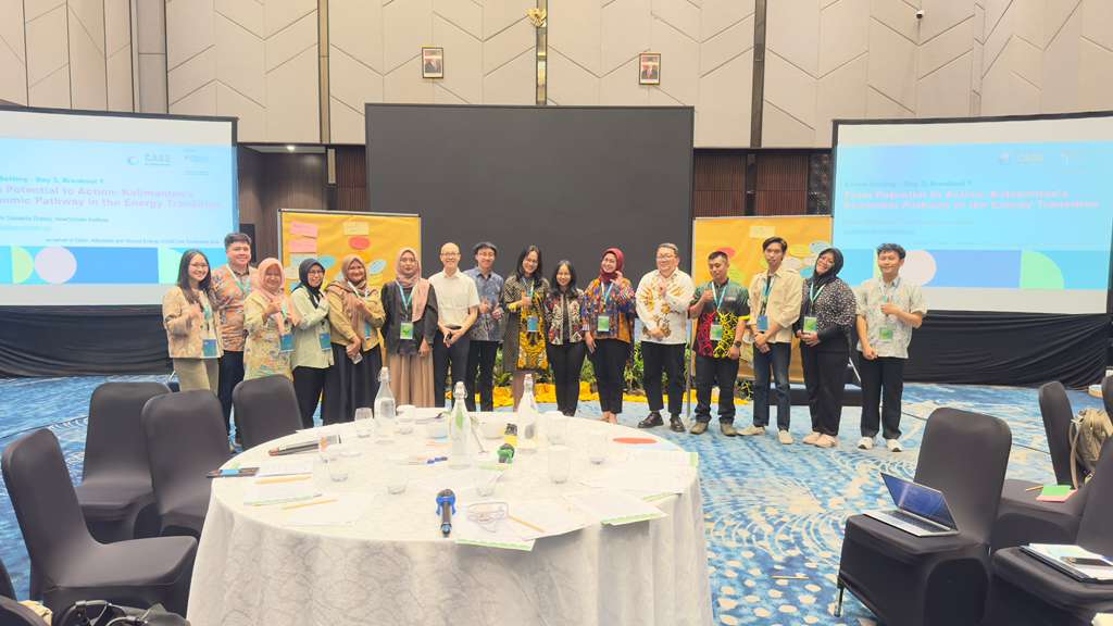 Dalam mendukung SDG'S bagian energi terbarukan UMKT Ikut Serta dalam Indonesia Sustainable Energy Week Goes Regional (ISEWGR) Kalimantan Timur 2025