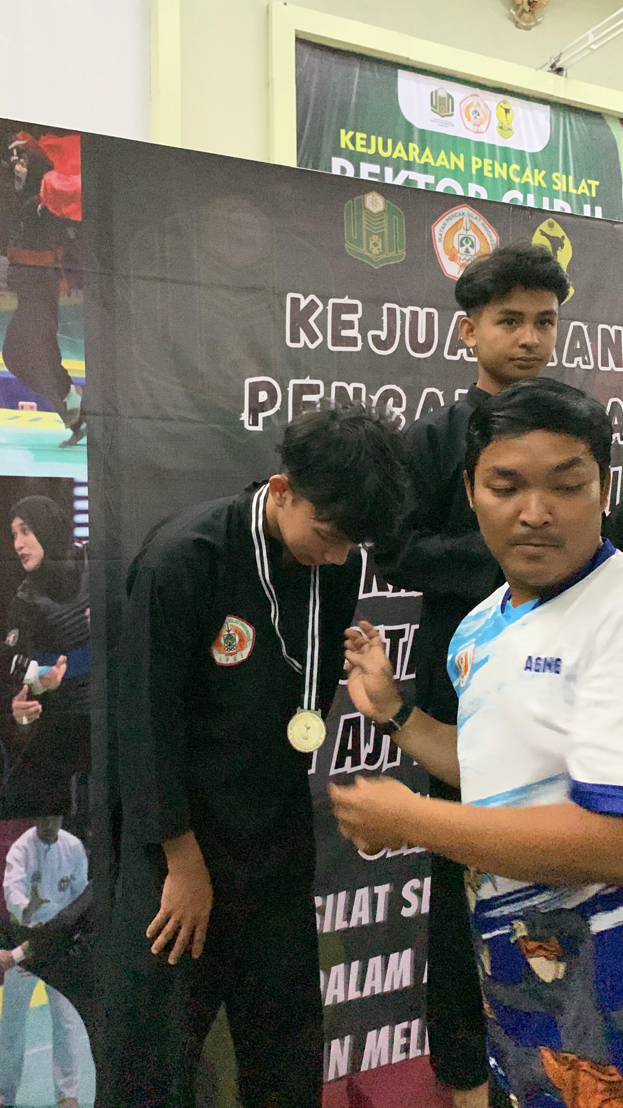 SELAMAT DAN SUKSES KEPADA DARUL ULUM ATAS RAIHAN MEDALI PERAK DI REKTOR CUP II UINSI 2024 SAMARINDA