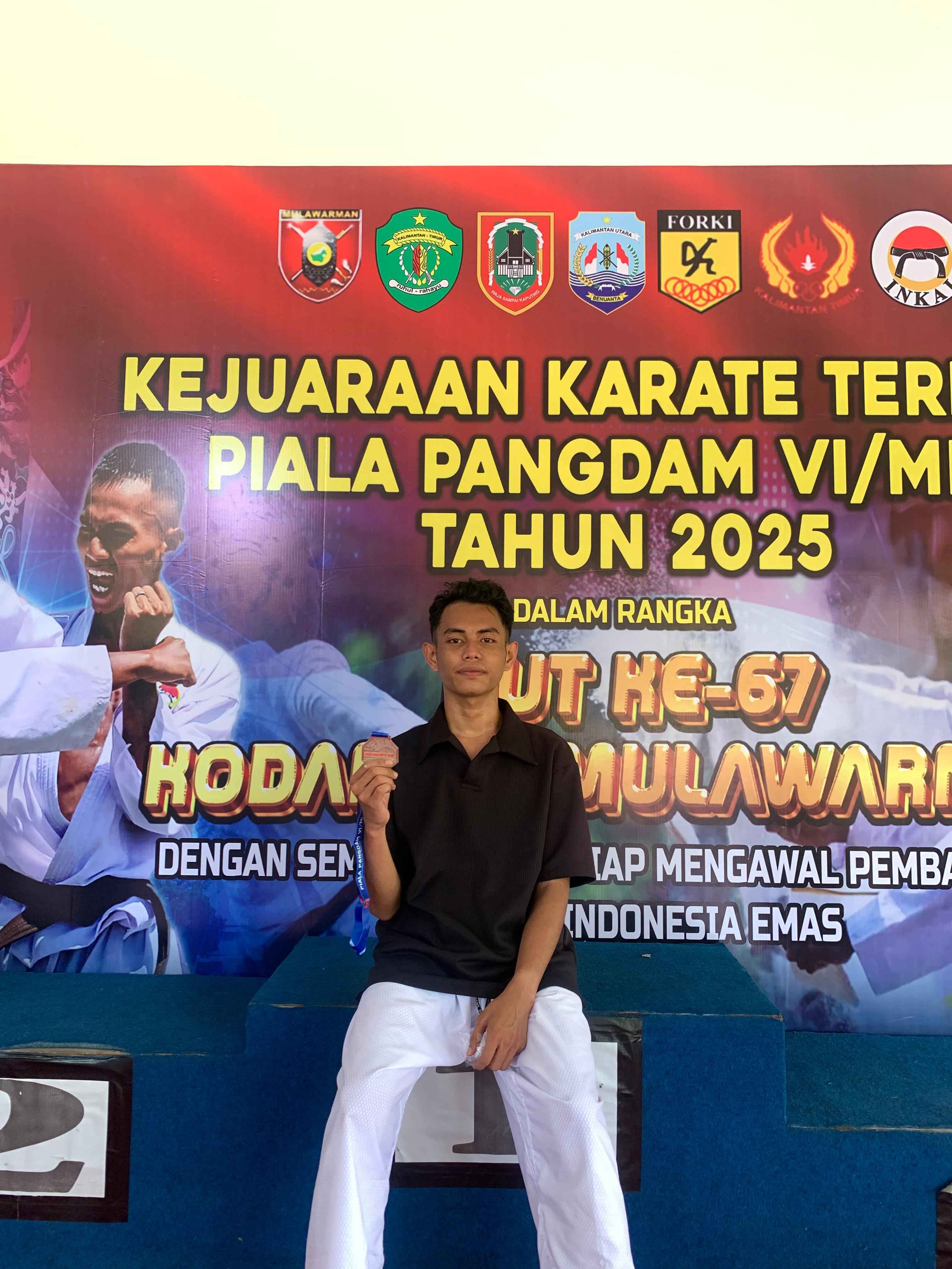SELAMAT DAN SUKSES KEPADA ADIL ANANTA SULTAN ATAS RAIHAN MEDALI PERAK DI KERJUARAAN KARATE TERBUKA PIALA PANGDAM VI/MLW 2025 SAMARINDA