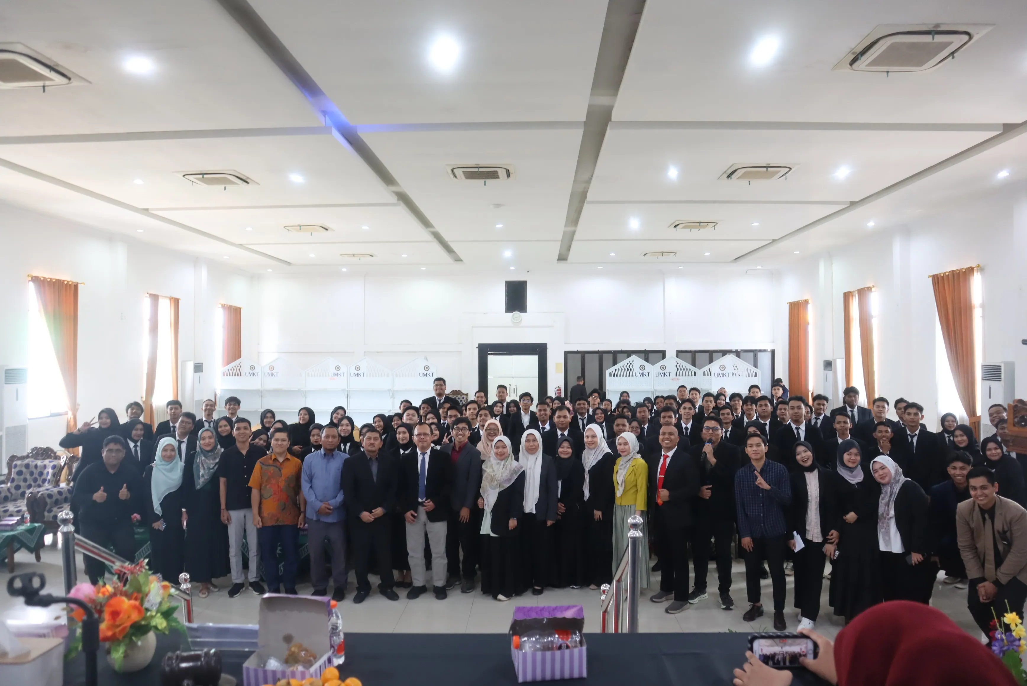 Yudisium dan Pembekalan Calon Lulusan FEBP UMKT Periode April 2025