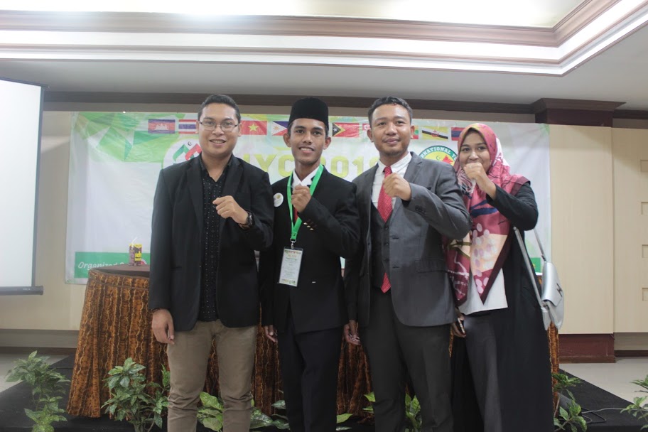 MAHASISWA HI UMKT LA ODE KASBAR IKUT BERPARTISIPASI DALAM KEGIATAN ASEAN MUSLIM STUDENT ASOSIATION (AMSA) 2018 DI BANJARMASIN