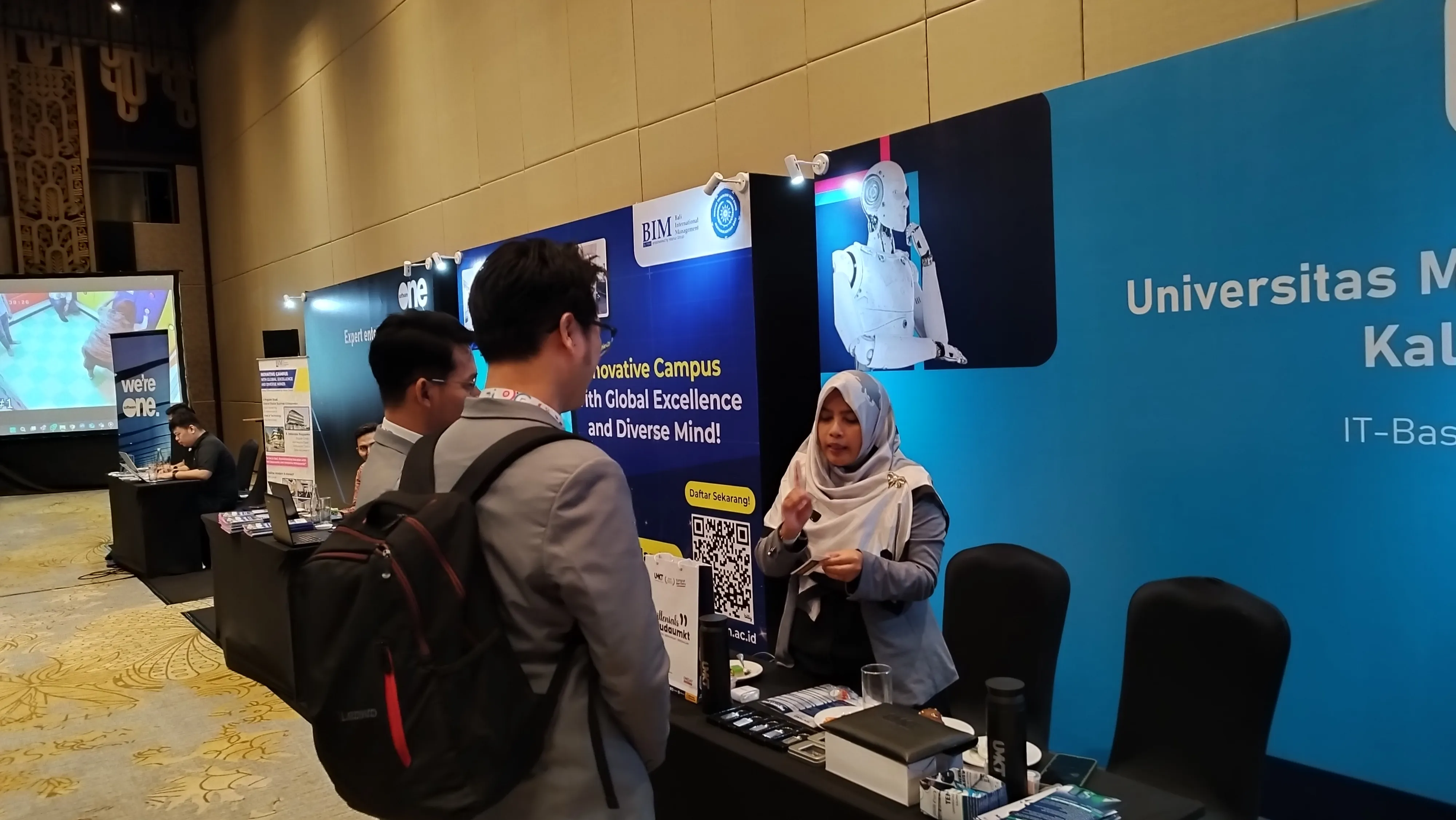 Tingkatkan Kolaborasi Akademik dan Industri UMKT Hadiri BINUS INDO-PACIFIC FORUM sebagai Upaya Peningkatan Pemeringkatan