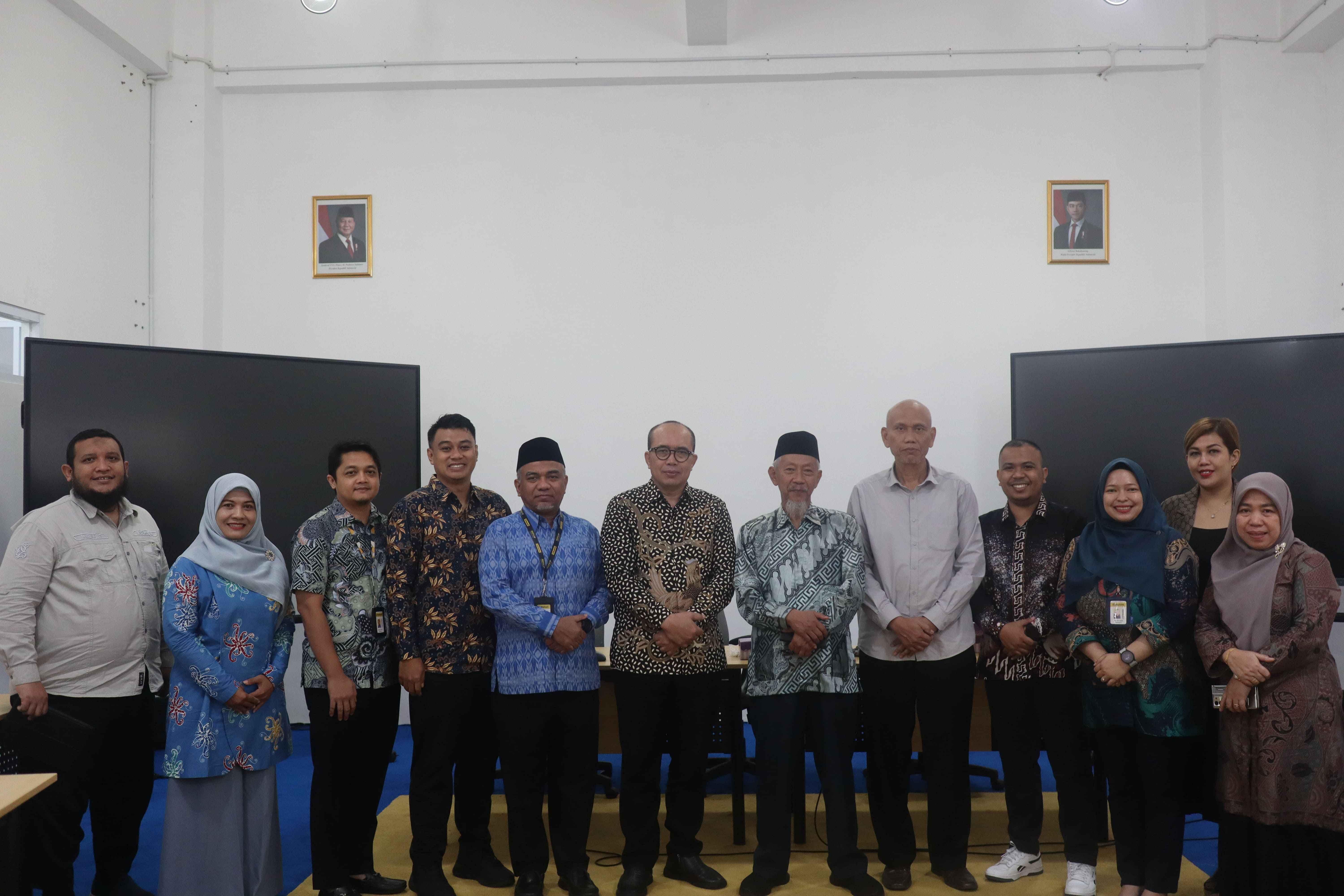 Langkah Awal Kerjasama, UMKT Bersama Pimpinan Pusat Muhammadiyah Terima Kunjungan Maybank & Muhammadiyah