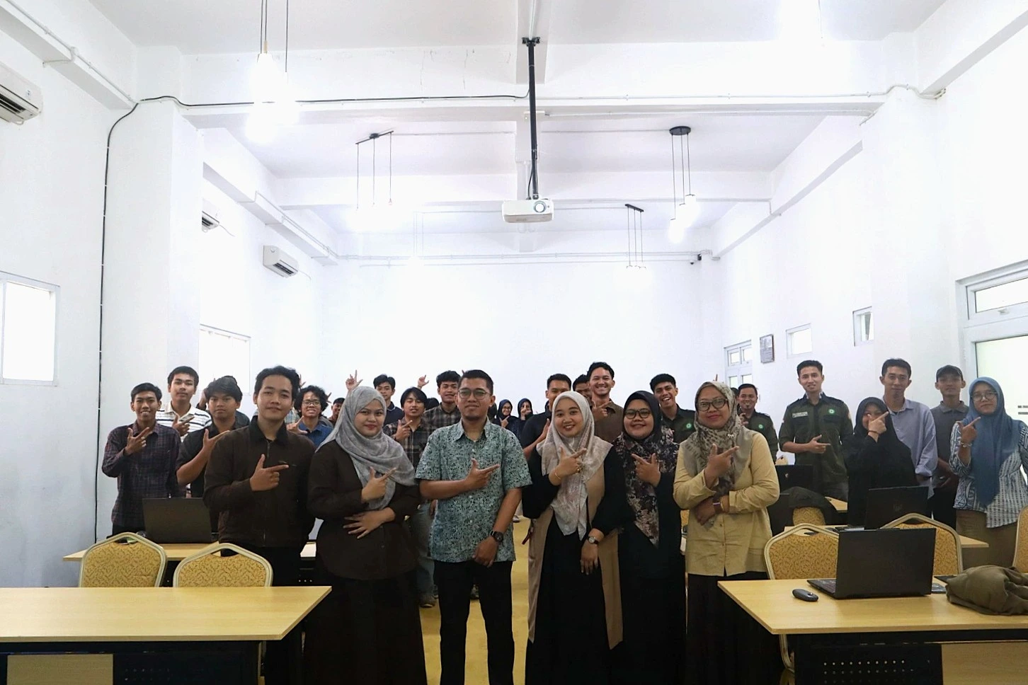 Pelatihan BIM Modeller Arsitektur & Struktur 2026, UMKT Perkuat Kompetensi Mahasiswa Teknik Sipil