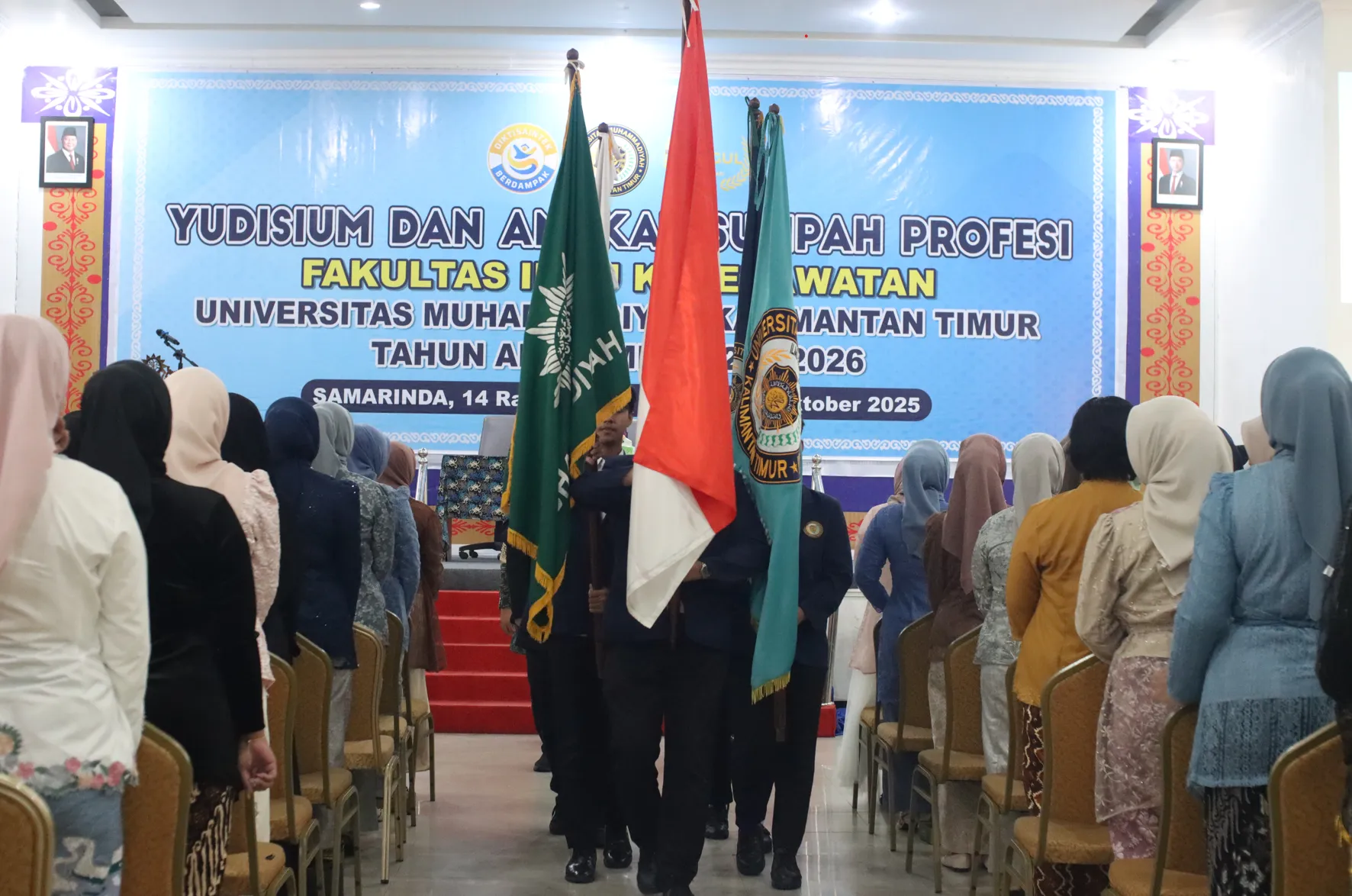 92 Mahasiswa D3 Keperawatan FIK UMKT Ikuti Yudisium dan Angkat Sumpah Profesi Tahun Akademik 2025/2026