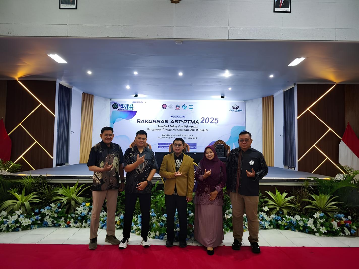 Dosen S1 Teknik Sipil Raih Prestasi pada Rakornas AST-PTMA 2025