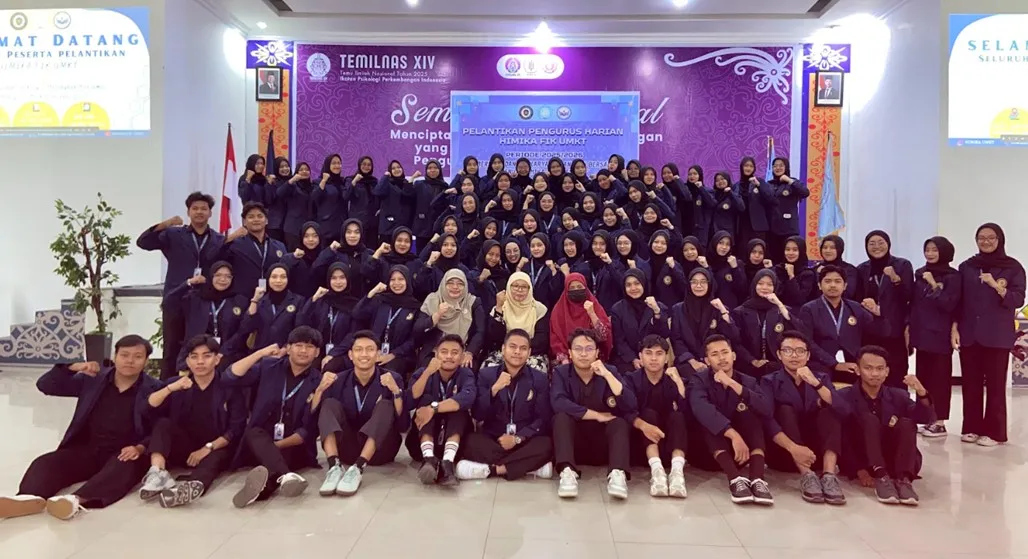 Pelantikan Pengurus Harian HIMIKA FIK UMKT Periode 2025/2026: Bersatu dan Berkarya Menuju Prestasi