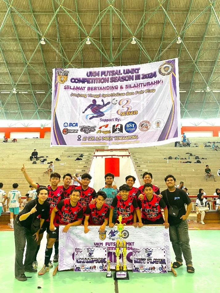 Teknik Sipil UMKT Sapu Bersih Penghargaan di Turnamen Futsal UKM Futsal UMKT