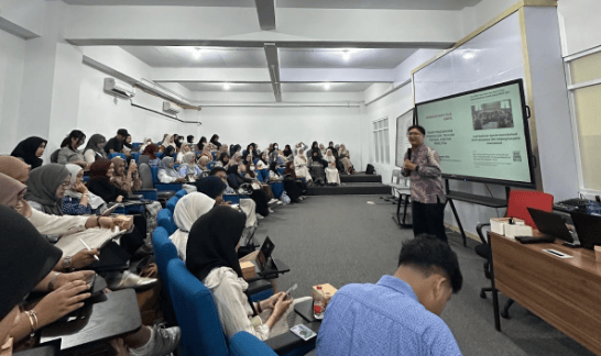 Penguatan Kemampuan Akademik: FK UMKT Gelar Pelatihan Penulisan Proposal Ilmiah