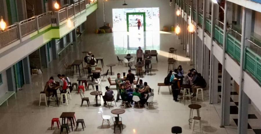 Penawaran Cafe Coffee di UMKT