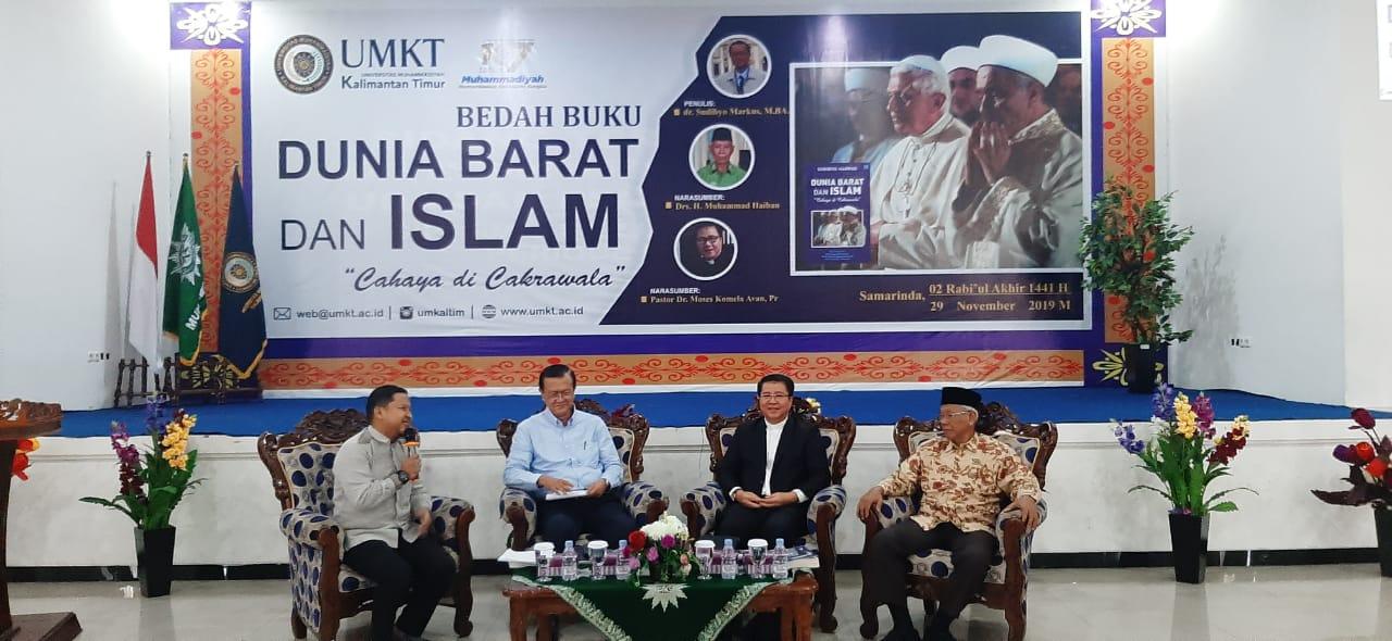 Bedah Buku Dunia Barat dan Islam