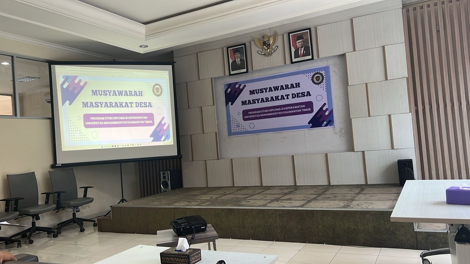 Mahasiswa D3 Keperawatan UMKT Laksanakan Musyawarah Masyarakat Desa (MMD) di Kelurahan Loa Bahu