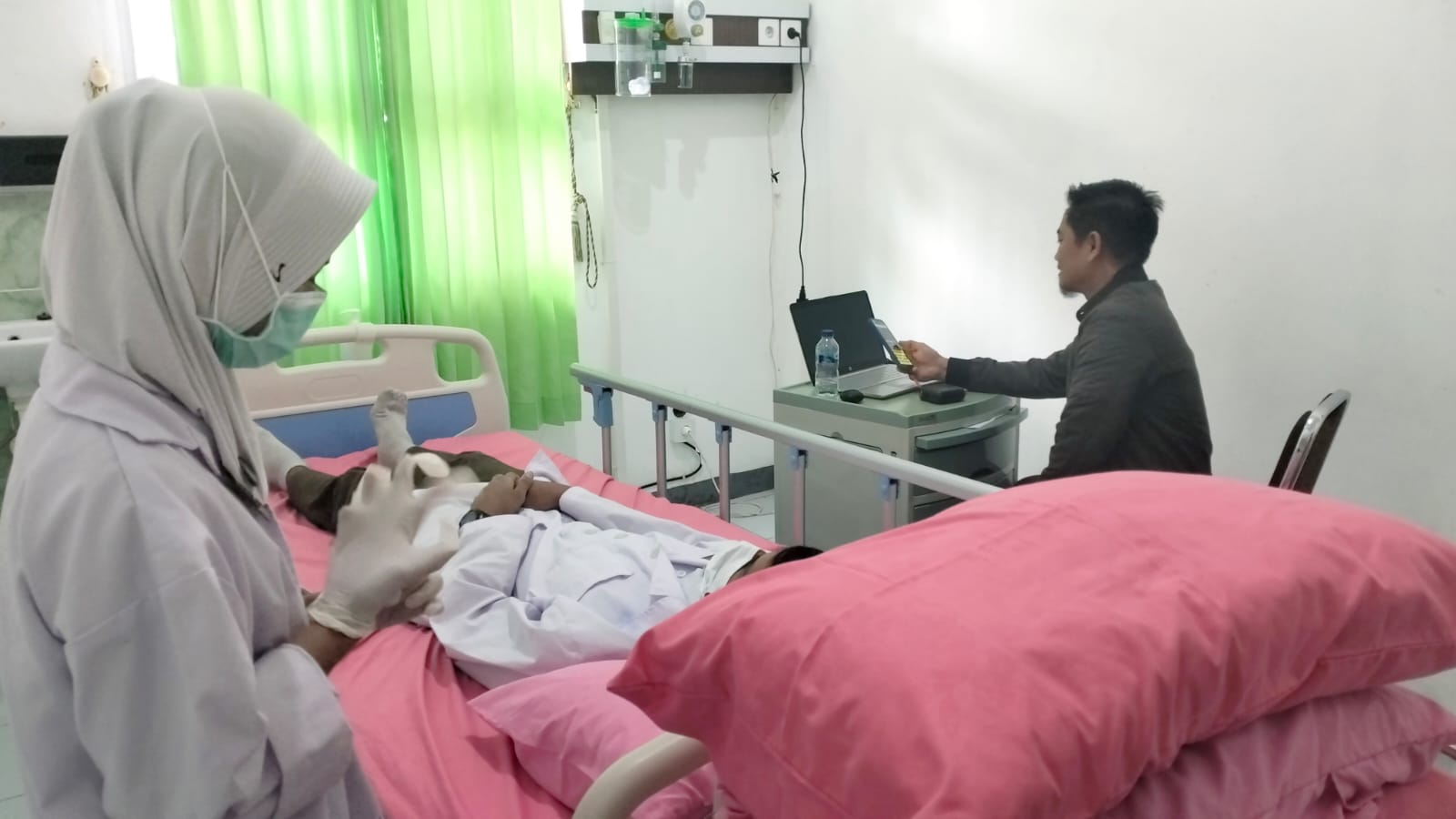 Pelaksanaan Ujian OSCE Mahasiswa Tingkat II D3 Keperawatan Fakultas Ilmu Keperawatan UMKT