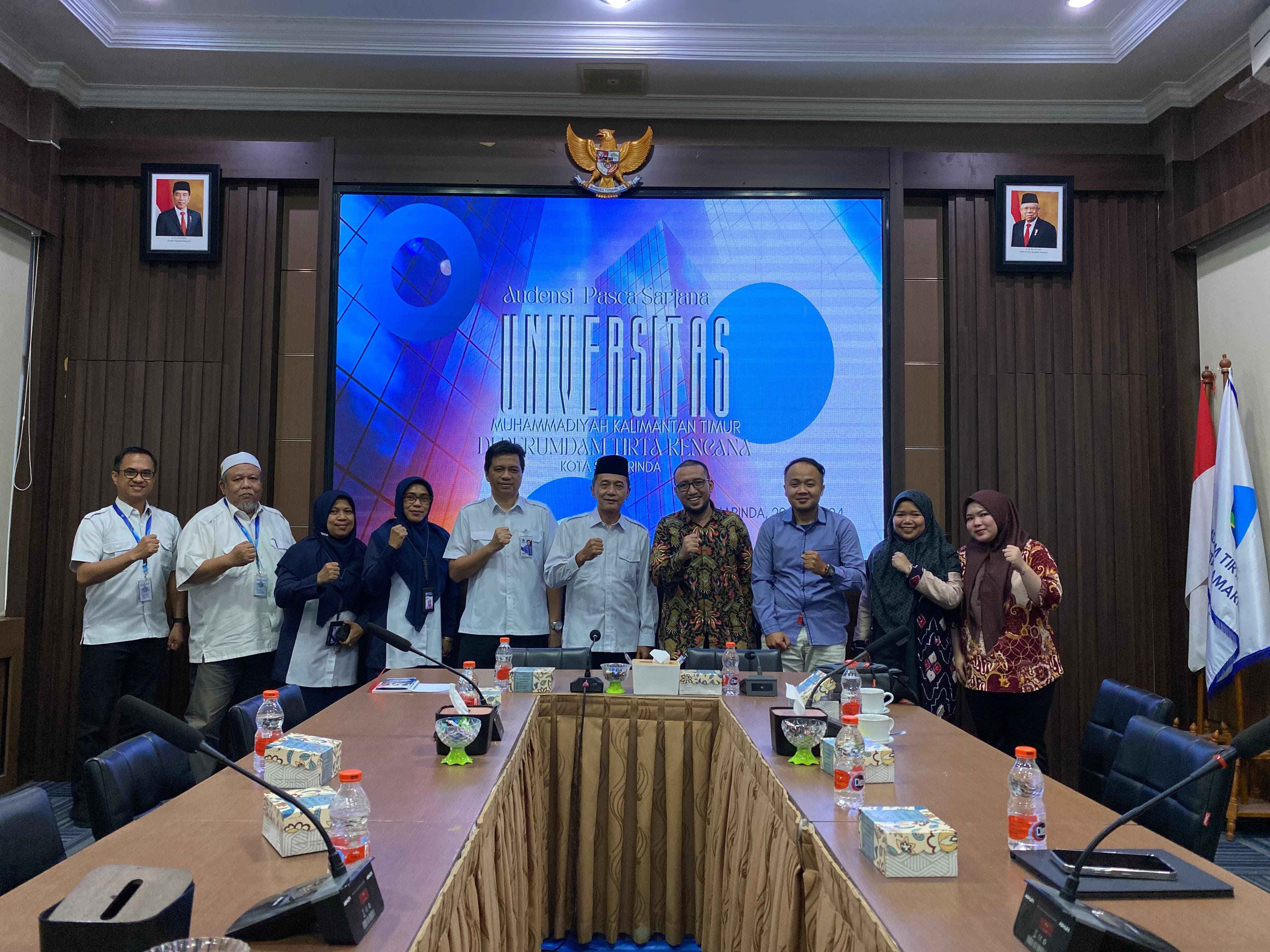 Audiensi Program Pascasarjana ( Magister Hukum & Magister Manajemen ) UMKT di Kantor Perumda Tirta Kencana Samarinda