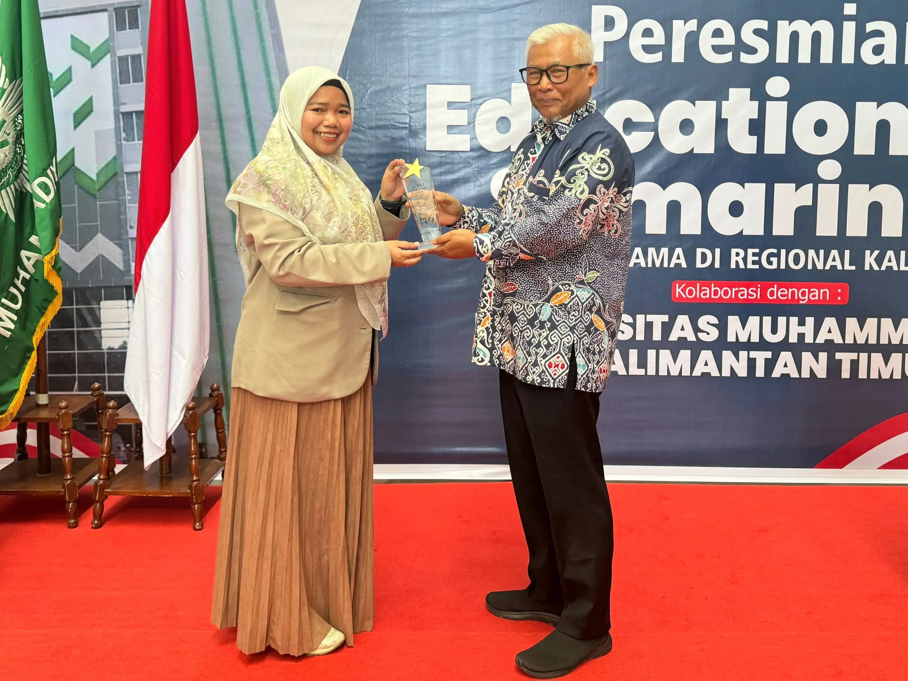 Fakultas Ekonomi Bisnis dan Politik UMKT Raih Juara 2 Kategori Fakultas dengan Pengelola Kerjasama "Terbaik" di KUI Awards 2024