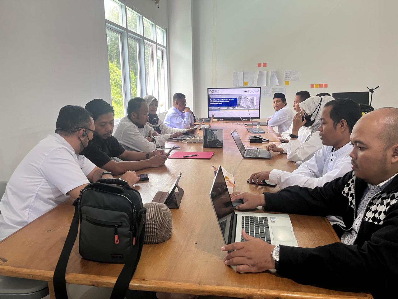Rapat Koordinasi Fakultas Hukum Universitas Muhammadiyah Kalimantan Timur: Menuju Peningkatan Kualitas Akademik