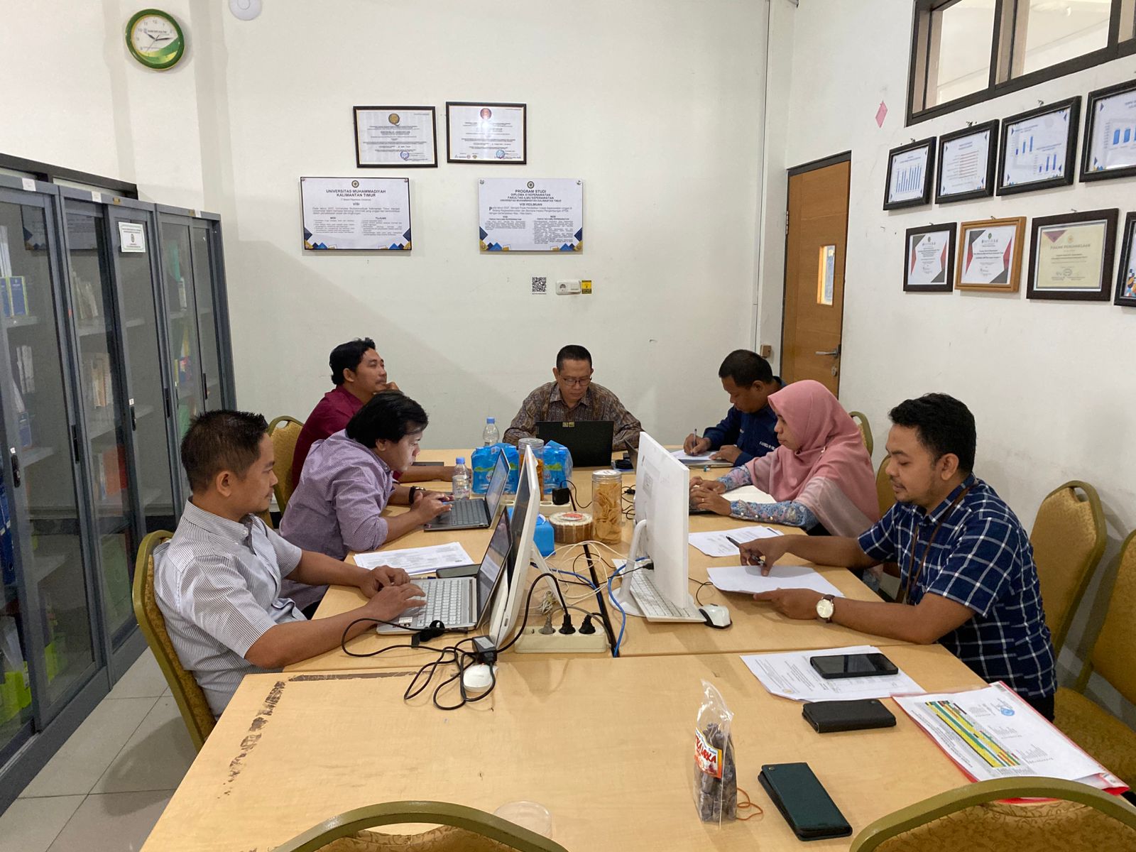 Rapat Persiapan Praktik Klinik Komunitas, Keluarga, Gerontik, dan Pelaksanaan KTI