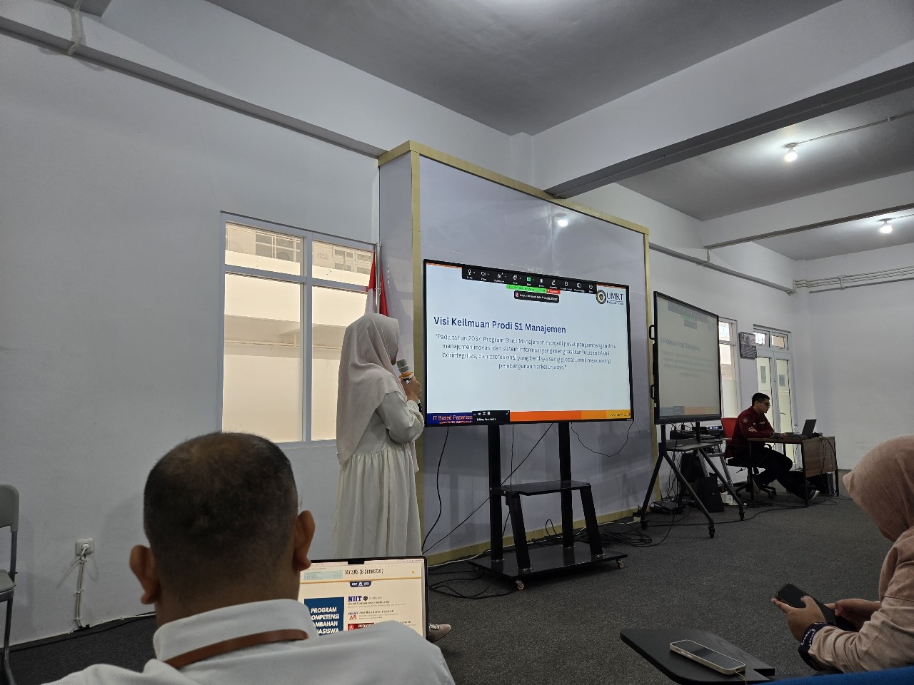 Program Studi Manajemen UMKT Gelar Sosialisasi Visi Keilmuan Bersama Stakeholder dan Alumni