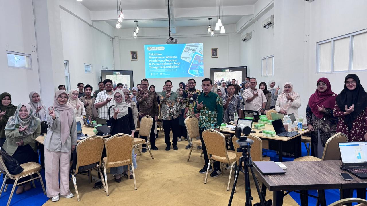 UMKT Gelar Pelatihan Manajemen Website Pendukung Reputasi dan Pemeringkatan bagi Tenaga Kependidikan