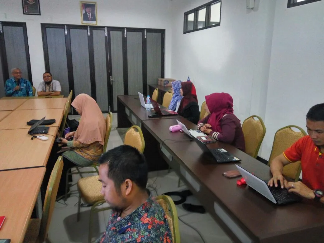 Bimbingan Teknis Bahan Ajar (2)