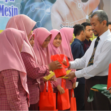 Penghargaan Mahasiswa Berprestasi