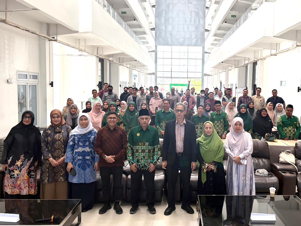 Magister Manajemen UMKT Gelar Halal Bihalal, Pererat Silaturahmi Civitas Akademika