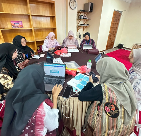 Berbagi Karya Ilmiah: Mahasiswa Psikologi UMKT Presentasi Penelitian di Alumni Lounge IIUM