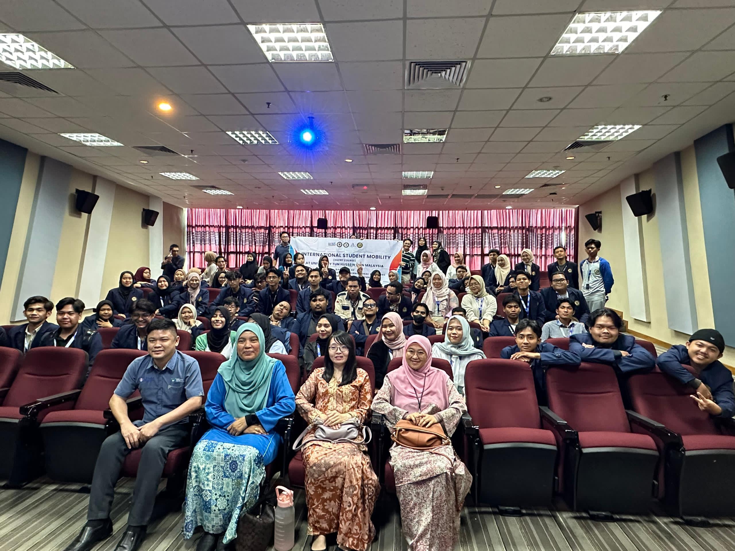 International Student Mobility (Short Course) At Univeristy Tun Hussein Onn Malaysia