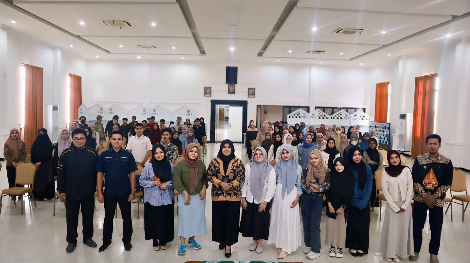 Membekali Wirausaha Muda UMKT : Insightful Moments dari Stadium General Kewirausahaan