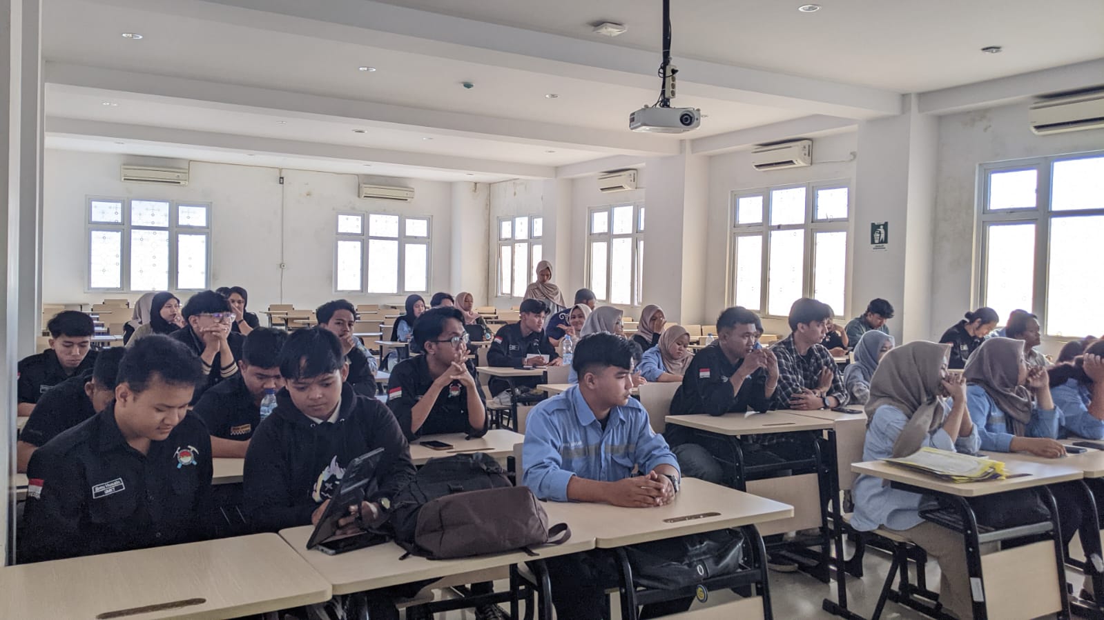 Mahasiswa Teknik Geologi UMKT Angkatan 2023 Siap Terjun ke Pemetaan Geologi 2025 di Long Ikis