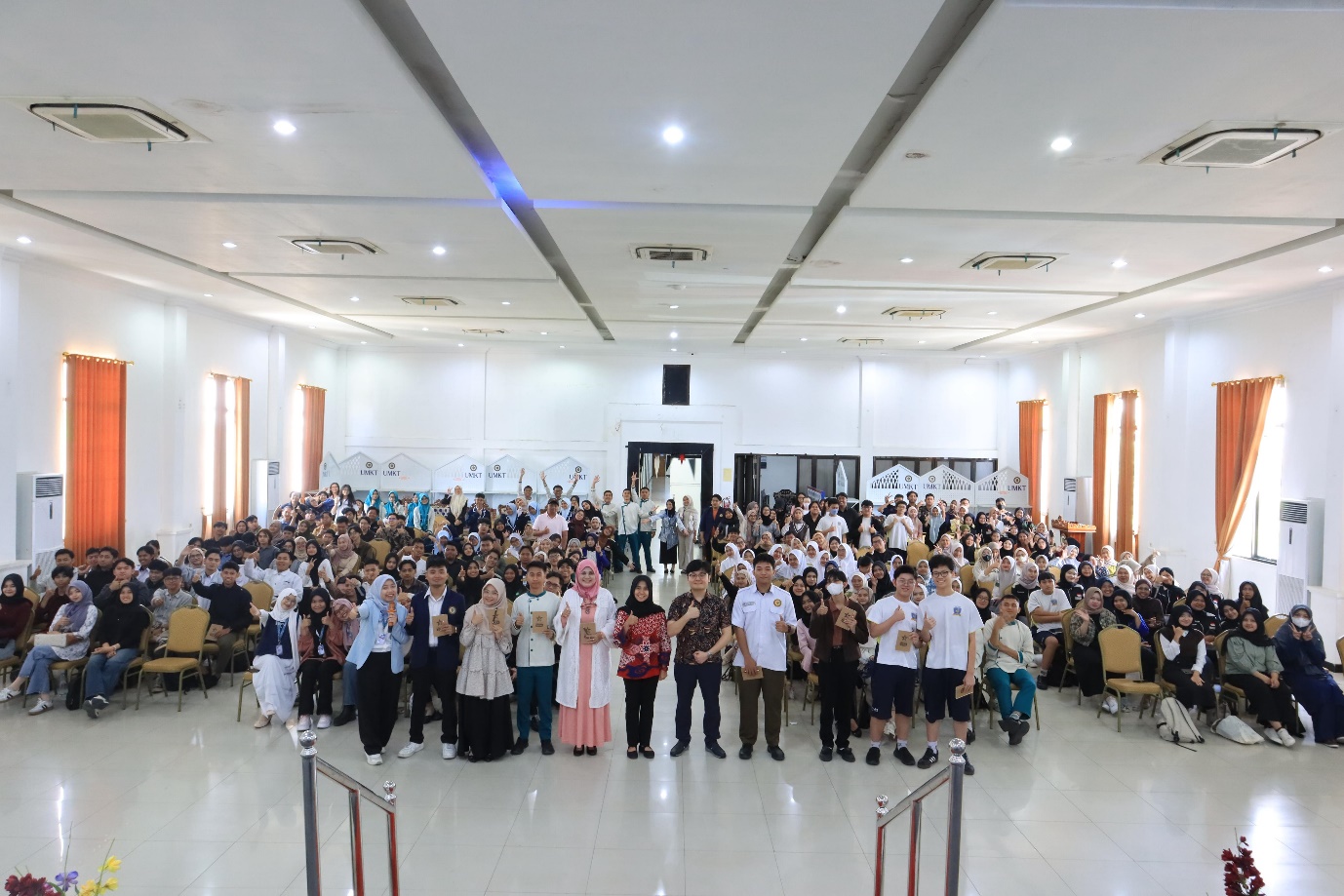 Peluang Studi ke USA: Education USA -  Kantor Urusan Internasional (UMKT) Ajak Mahasiswa Ikuti Sharing Session "Preparing Your Next Step: Benefits of U.S. Degrees - Tips for Successful Application"