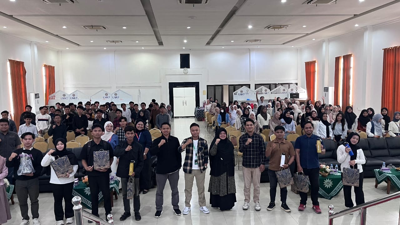 UMKT Gelar Stadium General Kewirausahaan 2025: Tiga Inspirator Berbagi Kunci Sukses Bisnis Mahasiswa