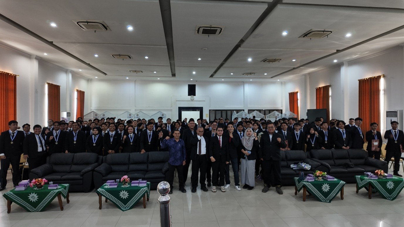 Yudisium V & Celebration Day Fakultas Sains dan Teknologi UMKT 2025